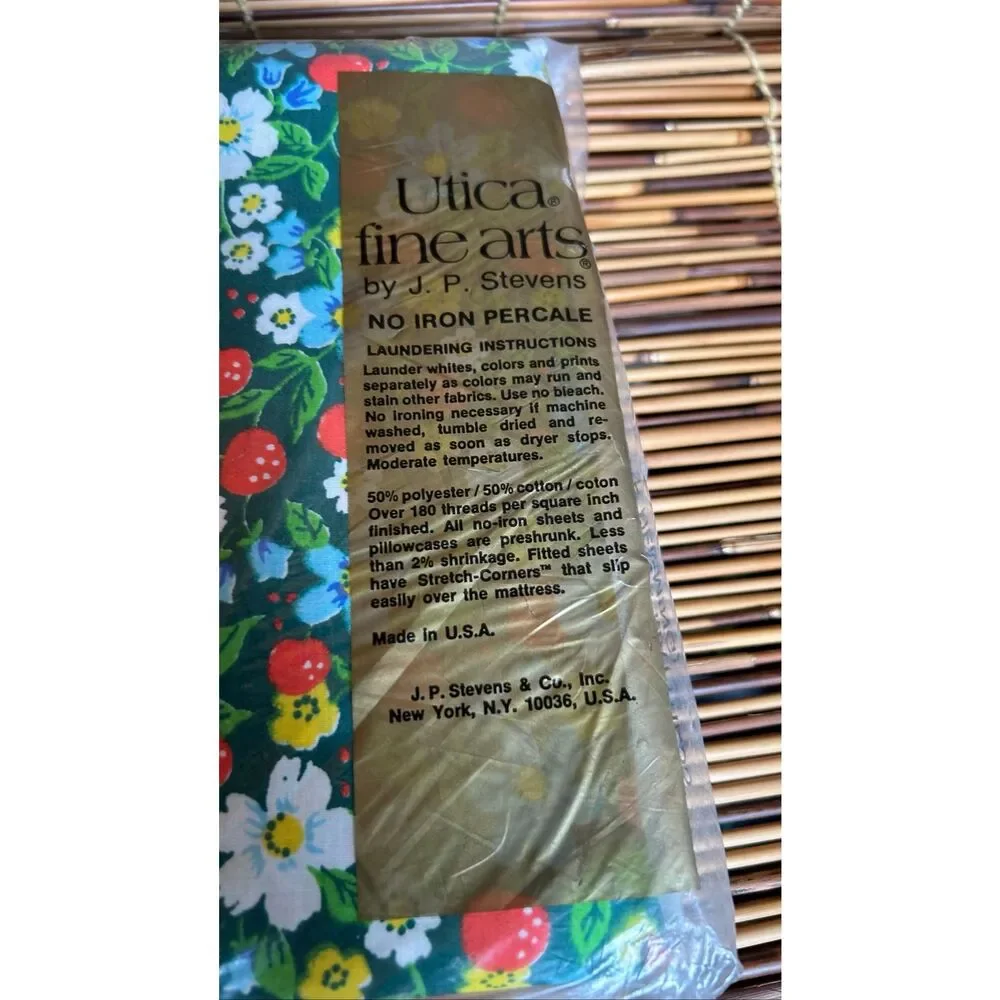 UTICA by J.P. Stevens Twin Flat CHERRY PIE NIP Sheet Vintage Sheets